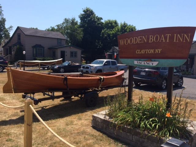 Wooden Boat Inn Clayton Buitenkant foto